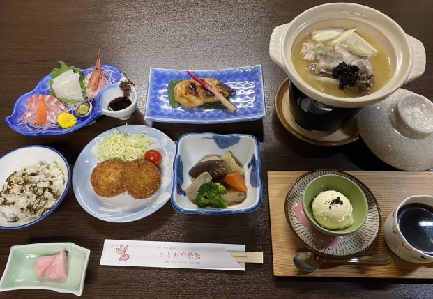 温海旬御膳2023のかしわや旅館の料理写真